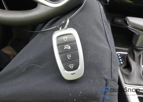 2022 Hyundai Tucson Sel z USA, uszkodzony, nr VIN 5NMJBCAE6NH038172